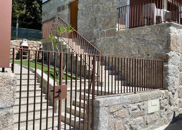 Casa Do Capitao A Casa Ideal Ferias No Geres * 비에이라도미노